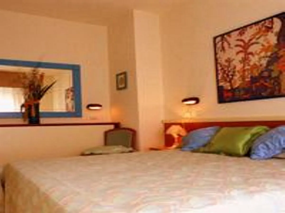 Residence Darsena カットーリカ イタリア